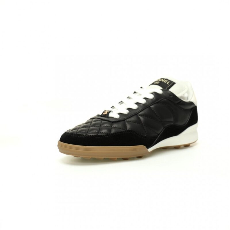 【AT9084】CHANEL シャネルのクラシックなダイヤ柄スニーカー - フランスの高級ブランドの最新モデル | Chanel