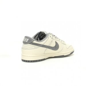【AT9107】Nike SB x The North Face コラボ Dunk Low スニーカー｜ユニークなアウトドアスタイルを演出する最新コラボデザイン | Nike x The North Face