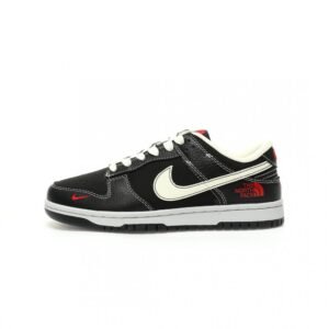 【AT9112】ナイキSBダンクロー×ザ・ノースフェイス コラボスニーカー - ストリートファッションとアウトドアの融合 | Nike x The North Face