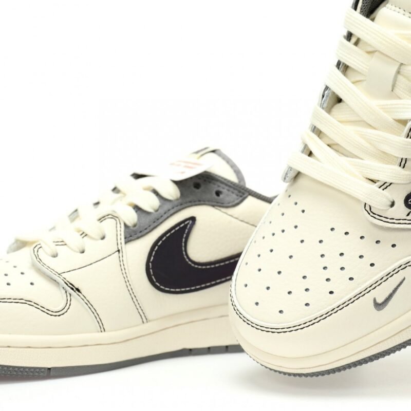 【AT9114】Nike x The North Face x Travis ScottのAir Jordan 1 Low - ストリートファッションとアウトドア機能を融合した完璧なコラボレーション | TNF x Nike