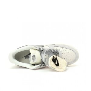 【AT9118】ノースフェイス x ナイキ Air Force 1 '07 Low コラボ - アウトドアデザインと快適性を兼ね備えた靴 | Nike x The North Face
