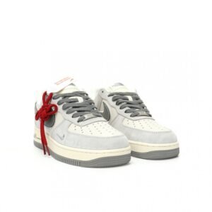 【AT9118】ノースフェイス x ナイキ Air Force 1 '07 Low コラボ - アウトドアデザインと快適性を兼ね備えた靴 | Nike x The North Face