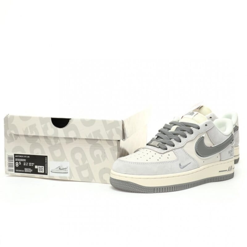 【AT9118】ノースフェイス x ナイキ Air Force 1 '07 Low コラボ - アウトドアデザインと快適性を兼ね備えた靴 | Nike x The North Face