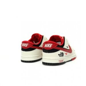 【AT9122】ナイキ x ザ・ノースフェイス コラボ SB Dunk Low スニーカー | Nike x The North Face