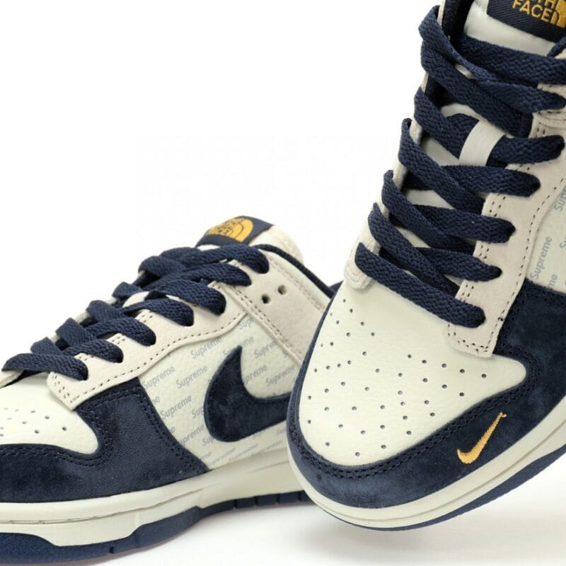 【AT9124】Nike SB Dunk Low × The North Face × Supreme ストリートスケートシューズ | Nike Dunk