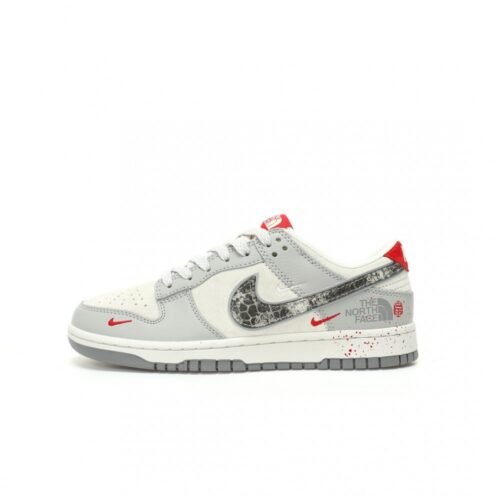 【AT9125】ナイキSB x ザ・ノース・フェイス 2025年の蛇年をテーマにした限定Dunk Lowコラボスケートボードシューズ | The North Face x Nike