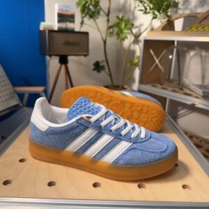 【AT9742】アディダスオリジナルスガゼルINDOOR スニーカースエード青色白色レザーアクセント クラシックスポーツスタイル | Adidas Originals