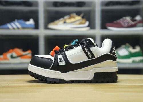 【AT9744】ルイ・ヴィトン Trainer Maxi Lowシリーズスニーカー - 高級スポーツシューズを再定義 | Louis Vuitton