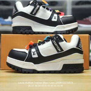 【AT9744】ルイ・ヴィトン Trainer Maxi Lowシリーズスニーカー - 高級スポーツシューズを再定義 | Louis Vuitton