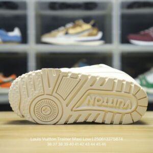 【AT9747】ルイ・ヴィトン トレーナー Maxi Low - プディングデザインのラグジュアリースポーツファッション | Louis Vuitton Paris