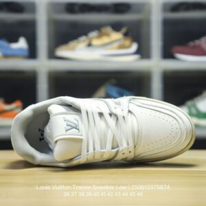 【AT9749】ルイ・ヴィトンフランス レトロスポーツ スニーカー 卓越な技術とファッション美学を受け継ぐ | Louis Vuitton