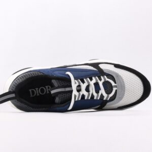 【AT9761】DIORのCD1ロートップスニーカー - エレガントなスポーツエステティックス | Dior Paris