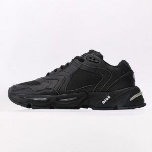 【AT9762】DIOR CD1ローカットスニーカー | フランスのエレガンスとスポーツスタイルを融合した究極の黒 | Christian Dior