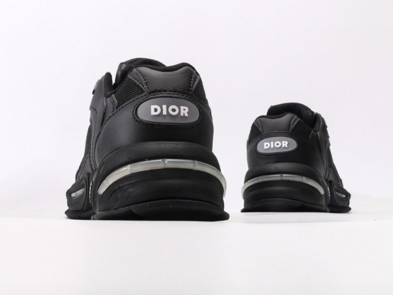 【AT9762】DIOR CD1ローカットスニーカー | フランスのエレガンスとスポーツスタイルを融合した究極の黒 | Christian Dior