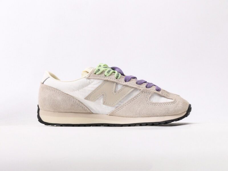 【AT9768】New Balance 471シリーズレトロランニングシューズ - シックなクラシックファッションを体現する | New Balance