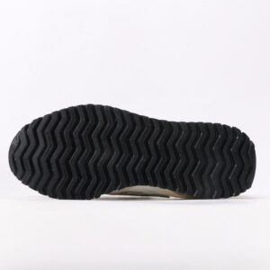 【AT9768】New Balance 471シリーズレトロランニングシューズ - シックなクラシックファッションを体現する | New Balance