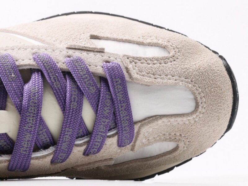 【AT9768】New Balance 471シリーズレトロランニングシューズ - シックなクラシックファッションを体現する | New Balance