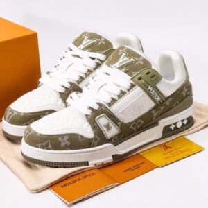 【AT9771】ルイ・ヴィトンのトレーナースニーカー | Louis Vuitton Trainer Sneaker | Louis Vuitton Paris