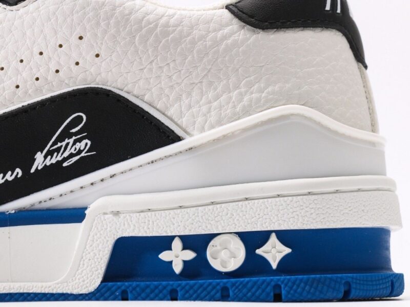 【AT9772】ルイ・ヴィトントレーナースニーカー ロー ブラックホワイトブルー 高品質レザーデザイン | Louis Vuitton x Nike